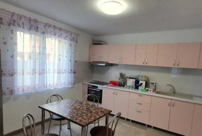 Casă cu 5 camere în Mihai Bravu - 7