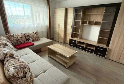 Apartament cu 3 camere decomandat în 7 Noiembrie - 5