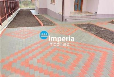 Duplex 5 cam si 2 bai,  300 teren, Beci, Lunca Cetatuii, Centura
