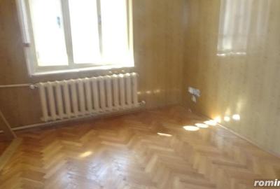 Vand casa in Deva, zona Crangului, D+ P+E1+E2 + pod, constructie din caramida din anul 1986 - 18