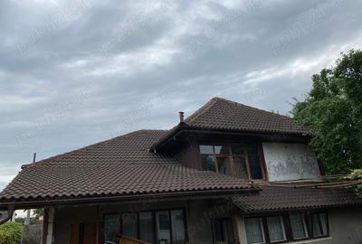 Casă cu 4 camere în Central - 1