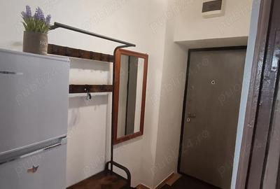 Garsonieră decomandată în Central - 1