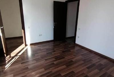 Apartament 3 camere decomandat, vedere la piscină - 7