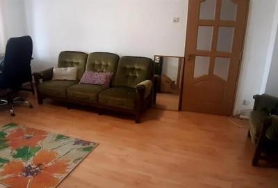 Apartament cu 3 camere semidecomandat în Tineretului - 6