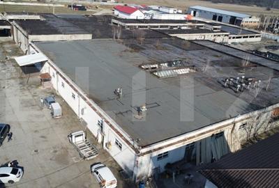 Spațiu comercial, de 7,500 mp, în Central - 4