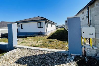 Casă individuală cu 4 camere decomandat cu Teren 600 Mp în Paleu - 2