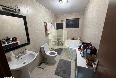 Casă cu 3 camere cu Teren 240 Mp în Șelimbăr - 1