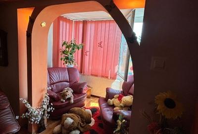 Apartament 3 camere, mobilat, zona Judetean - 4
