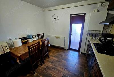 Apartament cu 3 camere de vanzare in Curtea de Arges ( 74,82 m ) - 2