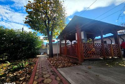 Casă cu 4 camere cu Canalizare în Faleză - 10