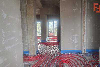 Duplex cu 5 camere cu Canalizare în Moșnița Nouă - 8