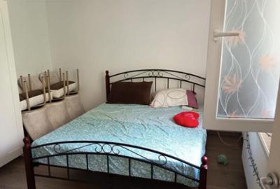 Apartament cu 3 camere - Zona Progresului