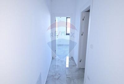 Garsoniere, apartamente cu 2 si 3 camere
