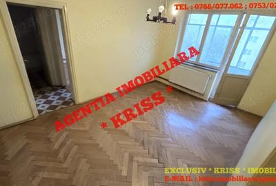 Apartament cu 3 camere semidecomandat în Craiovei - 2