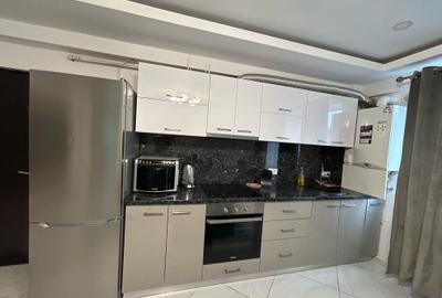 Apartament cu 3 camere Bucium - 3