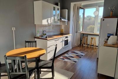 Apartament cu 2 camere semidecomandat în Colentina
