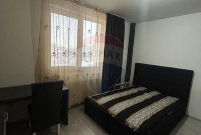 Apartament 3 camere de închiriat bloc nou lift în zona ultra Central - 12