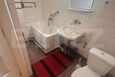 Casă cu 5 camere cu Teren 760 Mp în Soarelui - 2