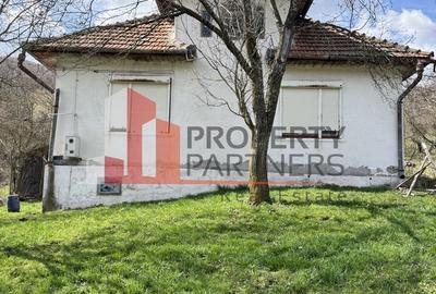 Casă individuală cu 3 camere cu Canalizare în Bran - 2