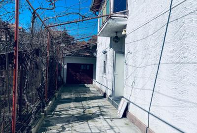 Casă cu 4 camere în Central - 3