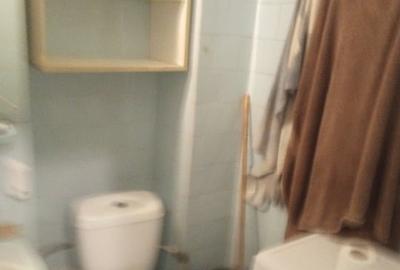 Vând apartament doua camere decomandat - 4