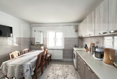 Apartament cu 3 camere în Central - 4