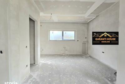 Casă cu 4 camere cu Teren 690 Mp în Central - 2