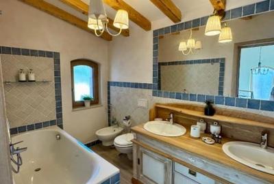 Casă individuală cu 4 camere cu Canalizare în Tractorul - 12