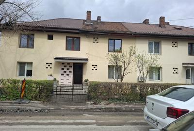 Apartament cu 2 camere decomandat în Sud