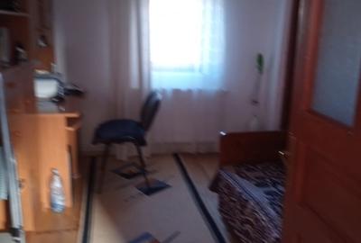 Casă cu 4 camere cu Teren 1020 Mp în Vaideeni - 2