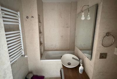 Apartament cu 4 camere semidecomandat în P-ța Victoriei - 22