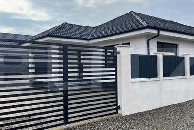 Casă cu 4 camere cu Teren 400 Mp în Unirea - 2