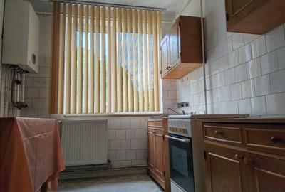 Apartament cu 2 camere semidecomandat, mobilat în Titulescu - 7