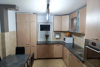 Apartament cu 4 camere decomandat în Lipovei - 4