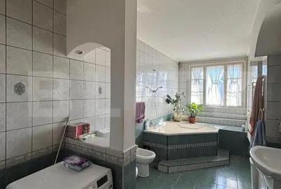 Apartament cu 3 camere decomandat în Ultracentral - 9