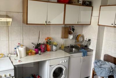 Apartament cu 2 camere decomandat, 48 mp, la 5 min de metrou Raul Doamnei - 5