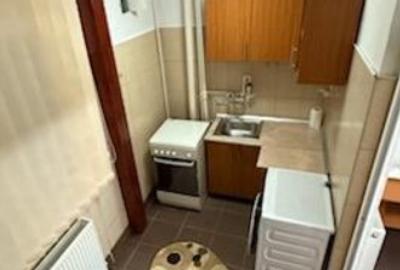 Garsoniera Tractorul - langa Coresi Mall - 3