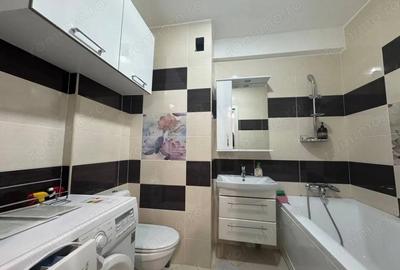 Garsonieră decomandată în Lipovei