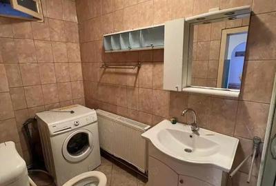 Casă cu 5 camere în Central - 2