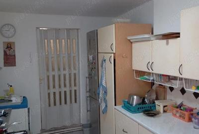 Casă cu 3 camere cu Teren 136 Mp în Mihai Bravu - 2