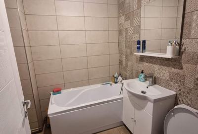 Apartament cu 4 camere decomandat în Central - 7