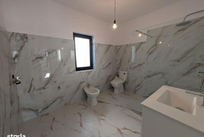 Casă cu 4 camere în Hemeiuș - 8