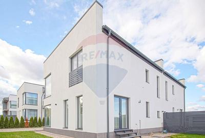 Locuieste intr-un peisaj de poveste - Vila moderna in Rasnov Locuieste intr-un peisaj de poveste - Vila moderna in Rasnov - 3