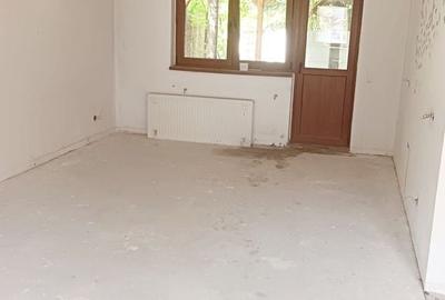 Casă cu 3 camere cu Teren 160 Mp în Central - 9