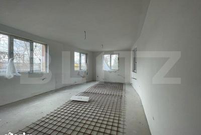 Casă cu 8 camere cu Teren 800 Mp în Podari - 9