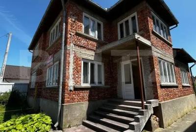 Casă cu 4 camere cu Teren 1505 Mp în Beclean - 1