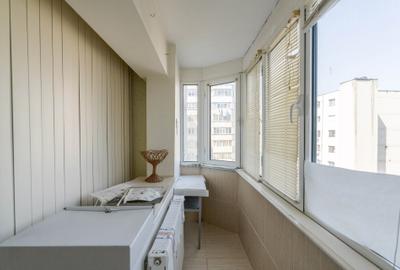 Apartament spațios, modernizat, 2 camere – Bd. Cosminului - 18