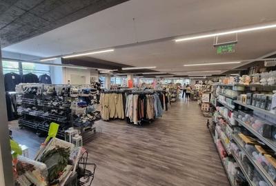 | Spatiu Comercial | Vitan | - 1