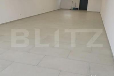 Spațiu comercial, de 122 mp, în Central