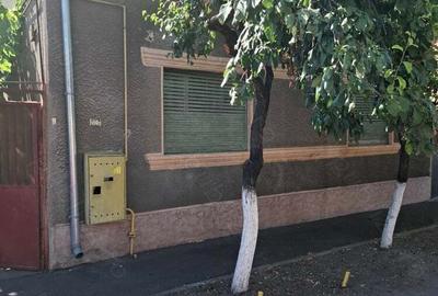 Casa cu gradina in Gradi?te - 1